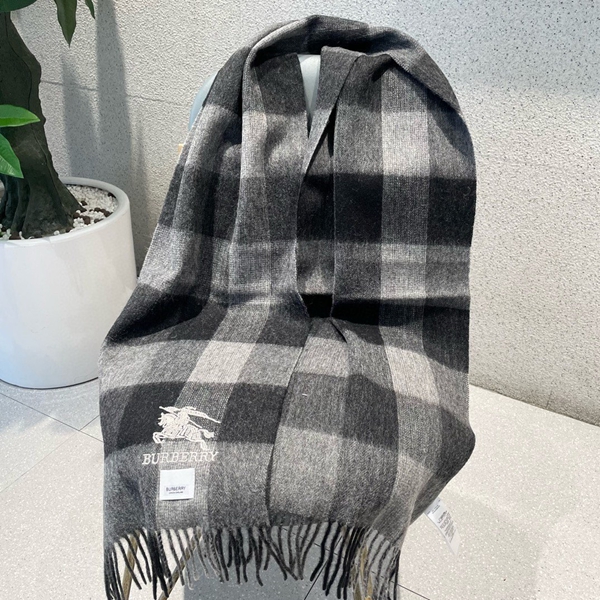 ブランドマフラー着用イメージ